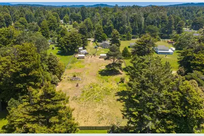 18200 Georges Lane, Fort Bragg, CA 95437 - Photo 57