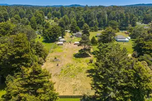 18200 Georges Ln, Fort Bragg, CA 95437 - Photo 57