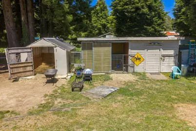 18200 Georges Lane, Fort Bragg, CA 95437 - Photo 43