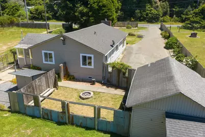 18200 Georges Lane, Fort Bragg, CA 95437 - Photo 39