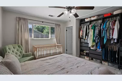 400 Corte Cadiz, Vacaville, CA 95688 - Photo 35
