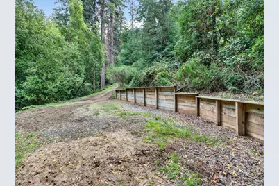31 Red Rock Way, San Rafael, CA 94903 - Photo 13