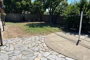 213 Parkwood Dr, Vallejo, CA 94591 - Photo 17
