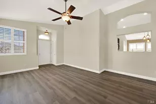 266 Bartlett Ln, Vacaville, CA 95687 - Photo 9