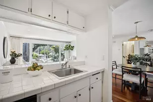 362 Eden Roc Dr, Sausalito, CA 94965 - Photo 9