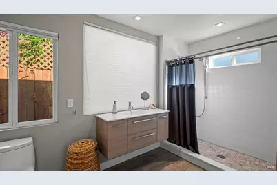 727 Sir Francis Drake Boulevard, San Anselmo, CA 94960 - Photo 31
