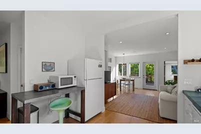 727 Sir Francis Drake Boulevard, San Anselmo, CA 94960 - Photo 17