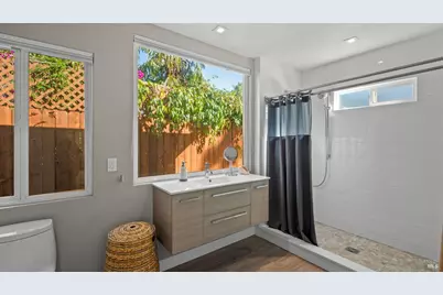 727 Sir Francis Drake Boulevard, San Anselmo, CA 94960 - Photo 29