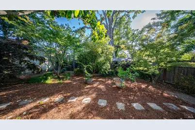727 Sir Francis Drake Boulevard, San Anselmo, CA 94960 - Photo 45