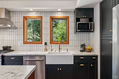 12405 Flicker Hill Drive, Glen Ellen, CA 95442 - Photo 19