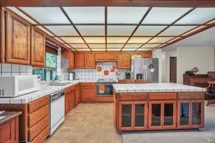 820 Royal Elf Ct, Dixon, CA 95620 - Photo 13