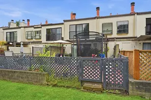 910 Marina Dr, Napa, CA 94559 - Photo 7