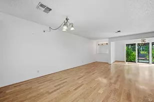 910 Marina Dr, Napa, CA 94559 - Photo 7