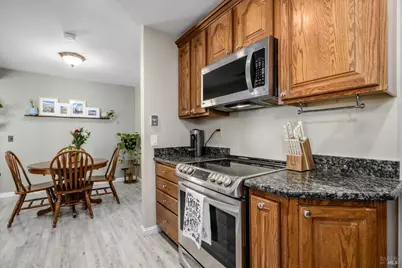 225 Fairoaks Drive, Vacaville, CA 95688 - Photo 15