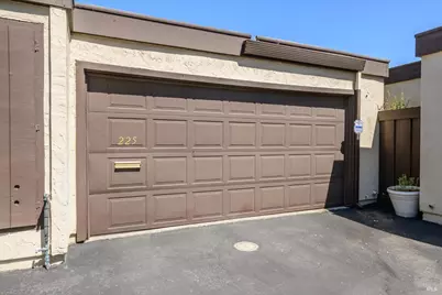 225 Fairoaks Drive, Vacaville, CA 95688 - Photo 31