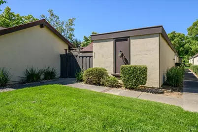 225 Fairoaks Drive, Vacaville, CA 95688 - Photo 1
