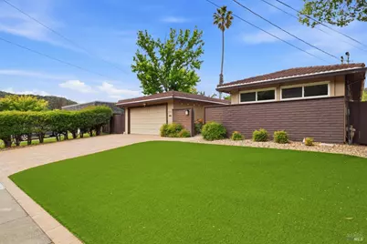 240 Marin Oaks Drive, Novato, CA 94949 - Photo 3