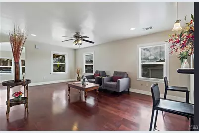 1125 E 5th Street, Benicia, CA 94510 - Photo 27