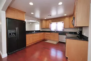 1125 E 5th St, Benicia, CA 94510 - Photo 11