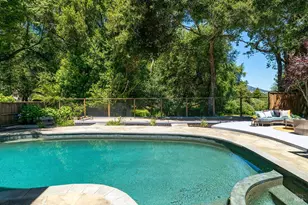 2 Brooke Dr, Novato, CA 94947 - Photo 33