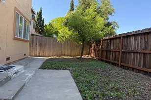 322 Ridgecrest Cir, Suisun City, CA 94585 - Photo 35