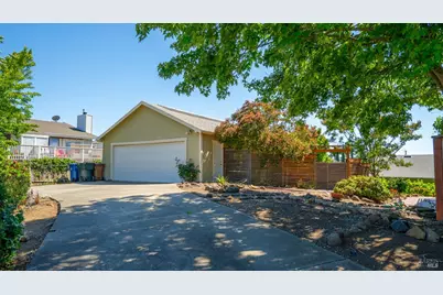 2048 E 3rd Street, Benicia, CA 94510 - Photo 35