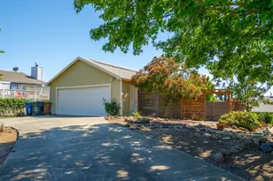 2048 E 3rd St, Benicia, CA 94510 - Photo 35