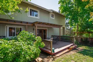 2048 E 3rd St, Benicia, CA 94510 - Photo 17