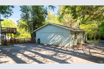 9901 Occidental Road, Sebastopol, CA 95472 - Photo 23