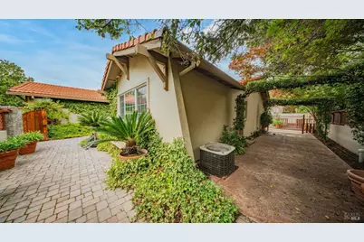 22 Greengate Court, Santa Rosa, CA 95409 - Photo 15
