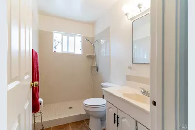 327 Pecan Street, Vallejo, CA 94589 - Photo 21