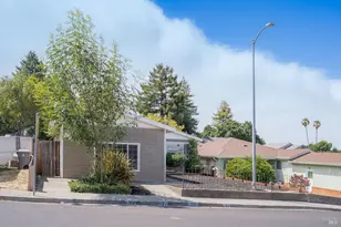 327 Pecan St, Vallejo, CA 94589 - Photo 9