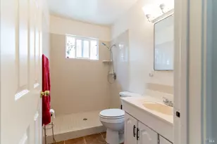 327 Pecan St, Vallejo, CA 94589 - Photo 11