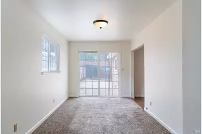 327 Pecan Street, Vallejo, CA 94589 - Photo 17