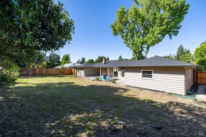 918 Dorthel Street, Sebastopol, CA 95472 - Photo 13