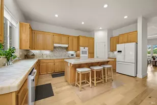 5762 Owls Nest Dr, Santa Rosa, CA 95409 - Photo 5