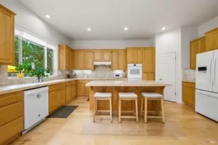 5762 Owls Nest Dr, Santa Rosa, CA 95409 - Photo 13