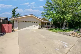 262 Markham Ave, Vacaville, CA 95688 - Photo 3