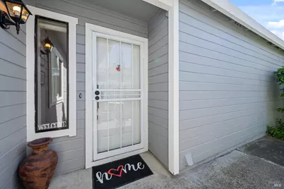 1752 Stuart Court, Benicia, CA 94510 - Photo 45