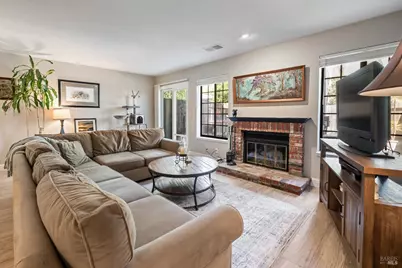 1752 Stuart Court, Benicia, CA 94510 - Photo 3