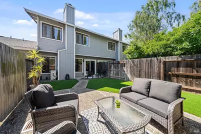 1752 Stuart Court, Benicia, CA 94510 - Photo 35