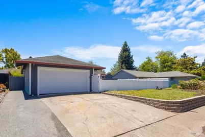 752 Lindsay Avenue, Rohnert Park, CA 94928 - Photo 29