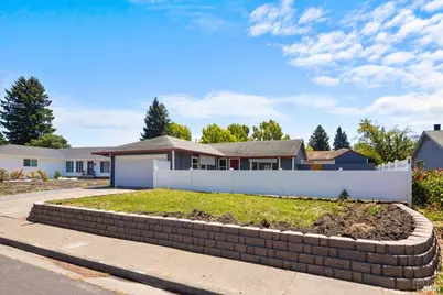 752 Lindsay Avenue, Rohnert Park, CA 94928 - Photo 13