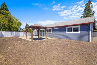 752 Lindsay Avenue, Rohnert Park, CA 94928 - Photo 25