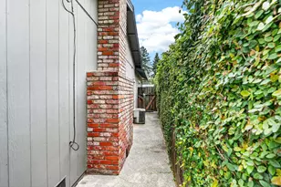 281 Meadowood Ln, Sonoma, CA 95476 - Photo 27