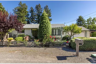 2236 W Hearn Avenue, Santa Rosa, CA 95407 - Photo 9