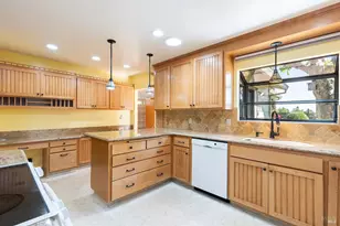 2236 W Hearn Ave, Santa Rosa, CA 95407 - Photo 3