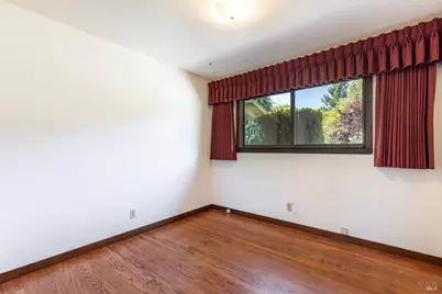 2236 W Hearn Avenue, Santa Rosa, CA 95407 - Photo 27