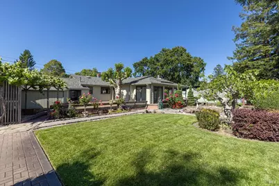 2236 W Hearn Avenue, Santa Rosa, CA 95407 - Photo 41
