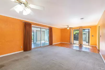 2236 W Hearn Avenue, Santa Rosa, CA 95407 - Photo 15